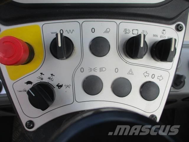 Bomag BW 177 D-5 振動ローラ
