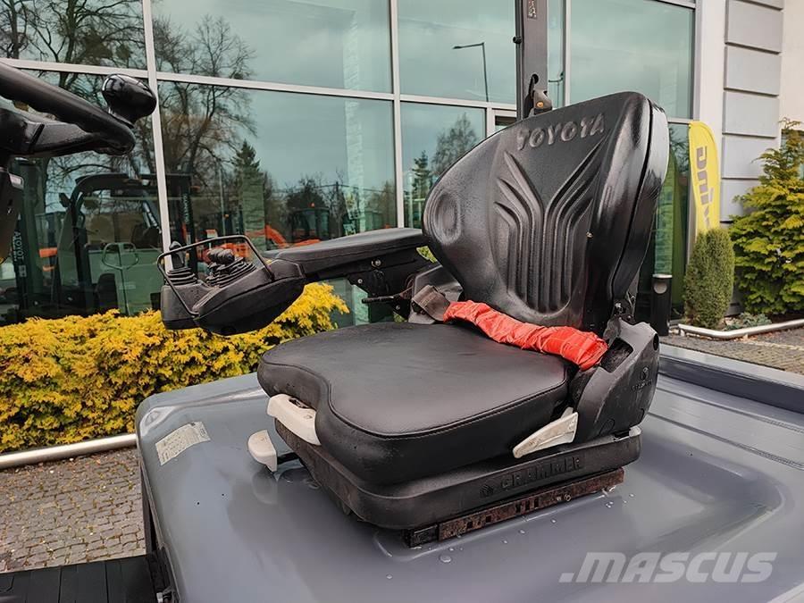 Toyota 8FBMT25 バッテリーフォークリフト