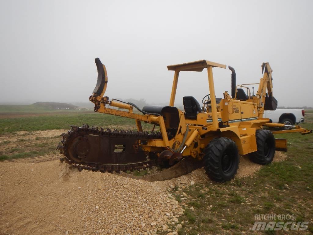 Vermeer V8550 トレンチャー