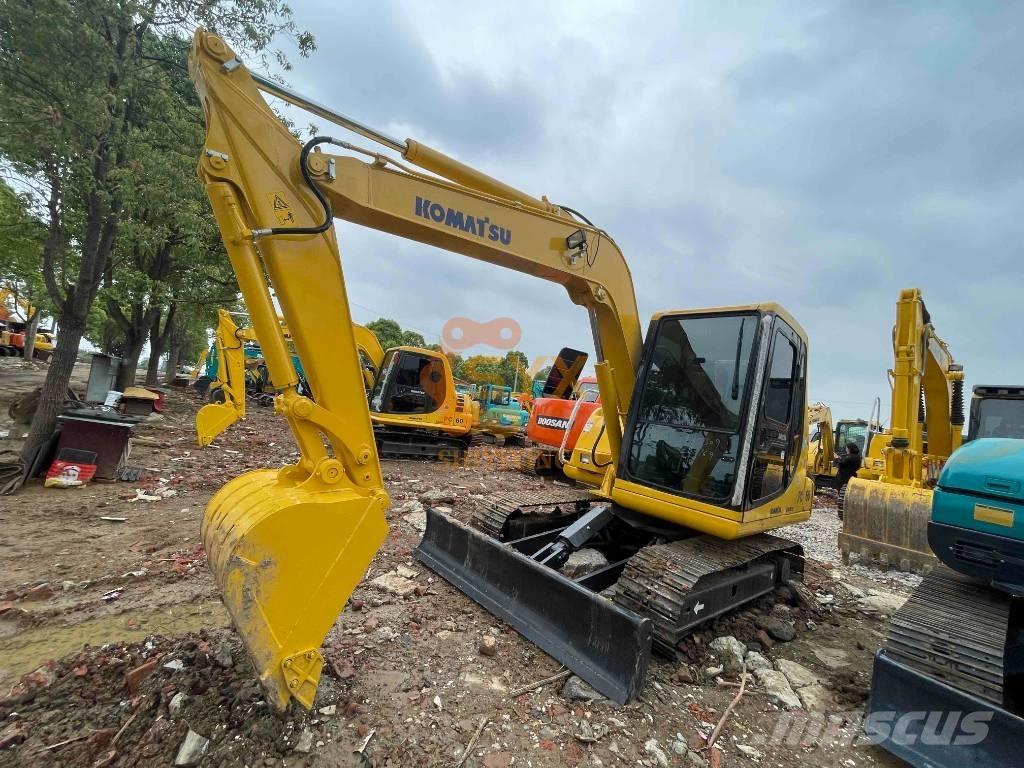 Komatsu PC 60 ミニ油圧ショベル 7t以下（ミニユンボ・ミニディガー）