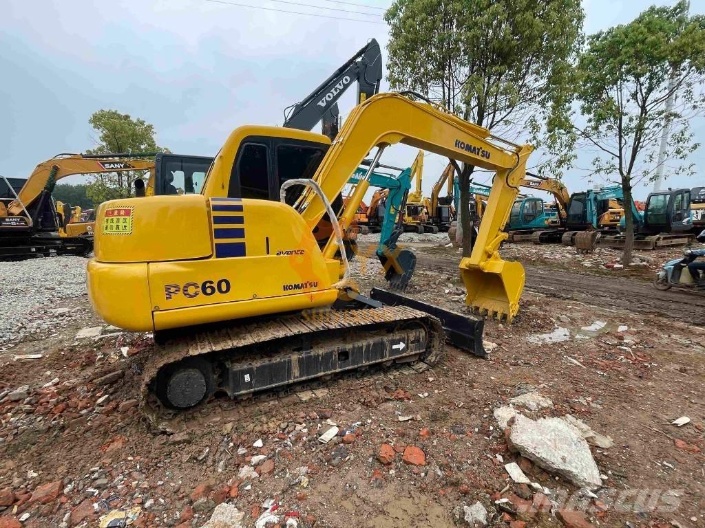 Komatsu PC 60 ミニ油圧ショベル 7t以下（ミニユンボ・ミニディガー）