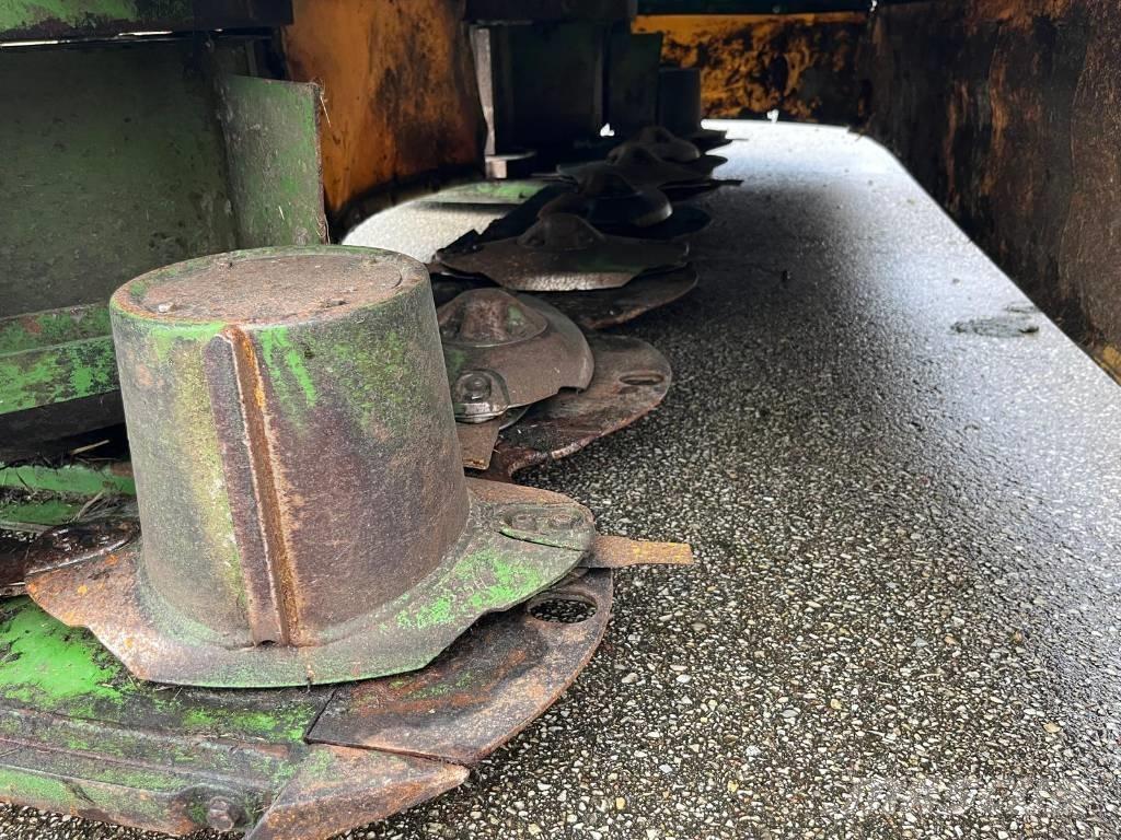 Krone Easy Cut 32 P 芝刈り機