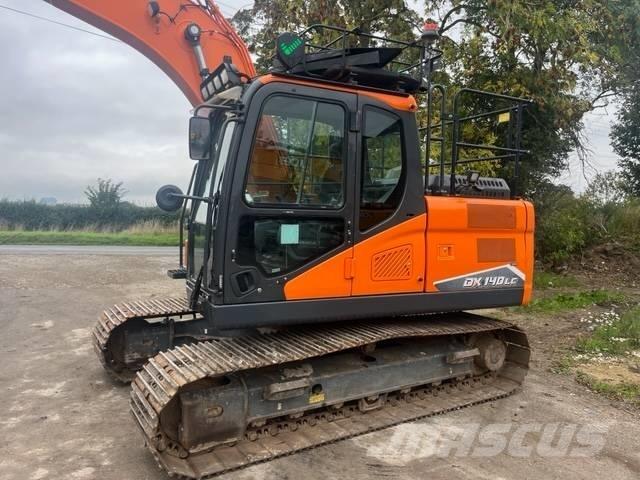 Doosan DX140LC-7 大型油圧ショベル12t以上（パワーショベル・ユンボ）
