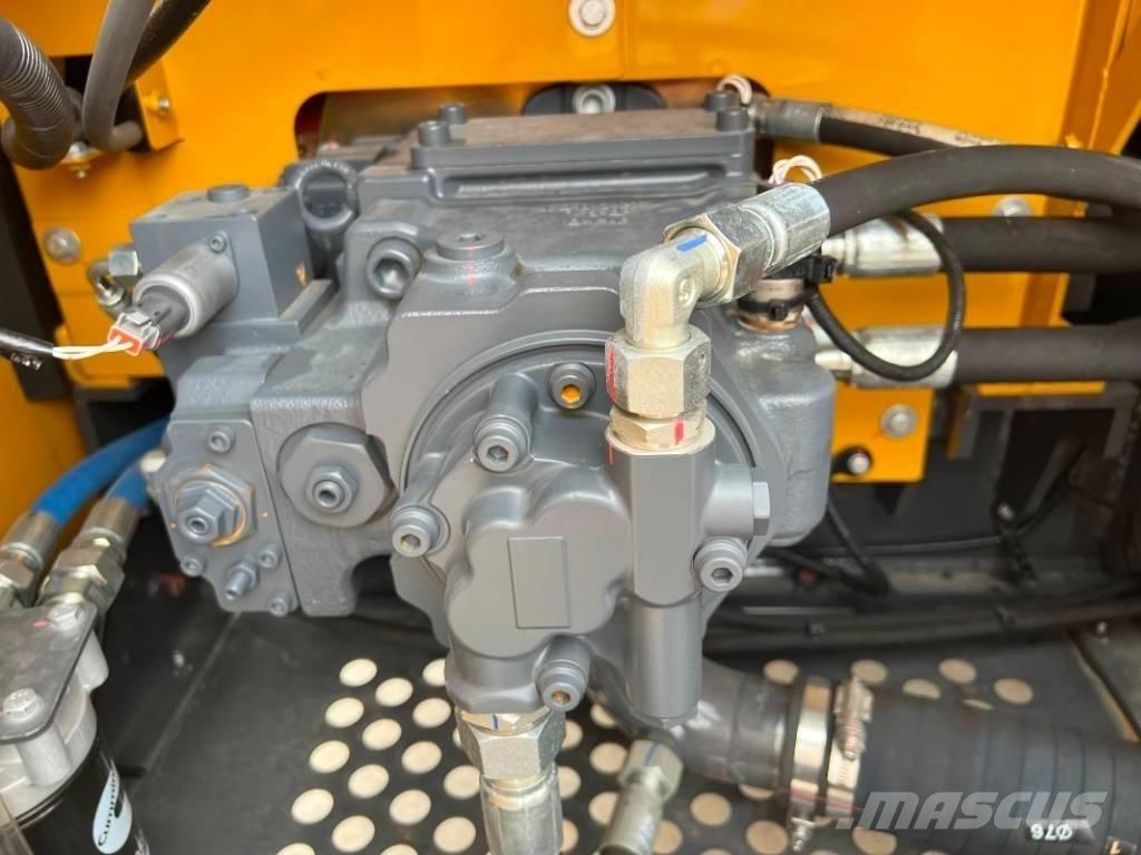 XCMG XE135GA 大型油圧ショベル12t以上（パワーショベル・ユンボ）