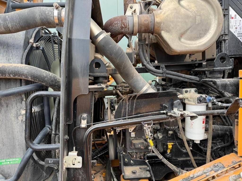 Hyundai HL960A ホイールローダー・タイヤショベル