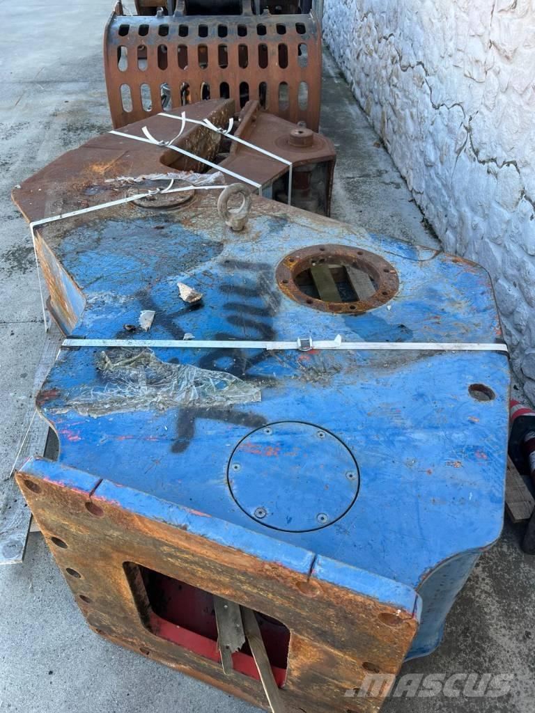 Rammer RB 42 グラップル