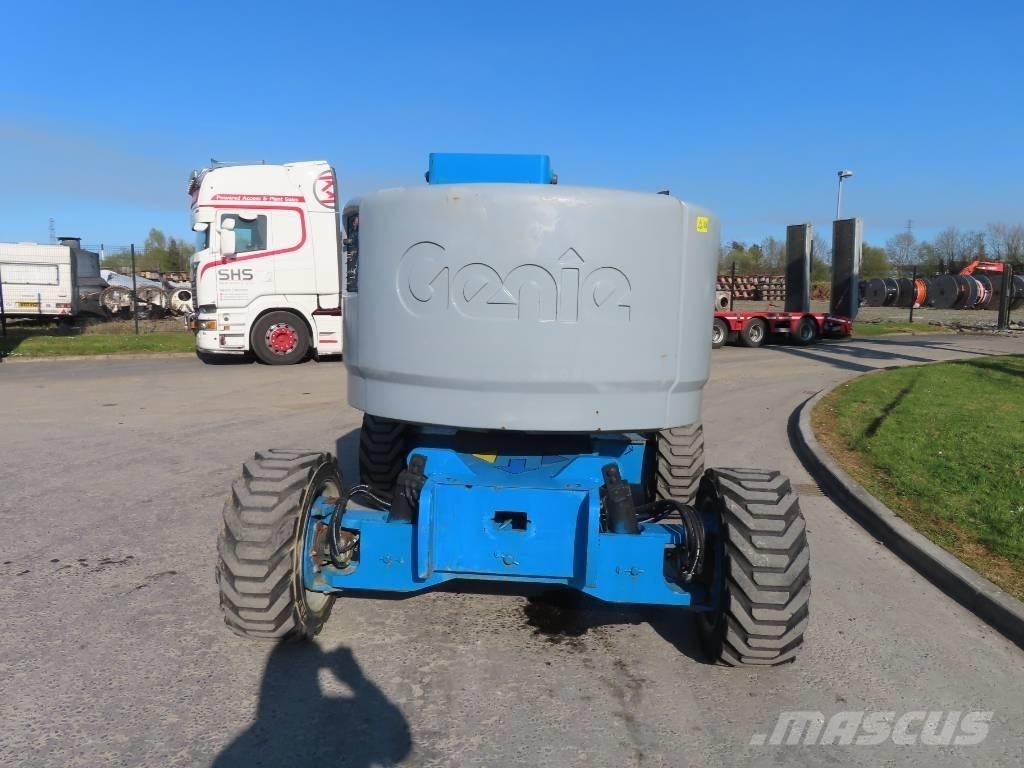 Genie Z 45/25 J ブームリフト　屈伸型