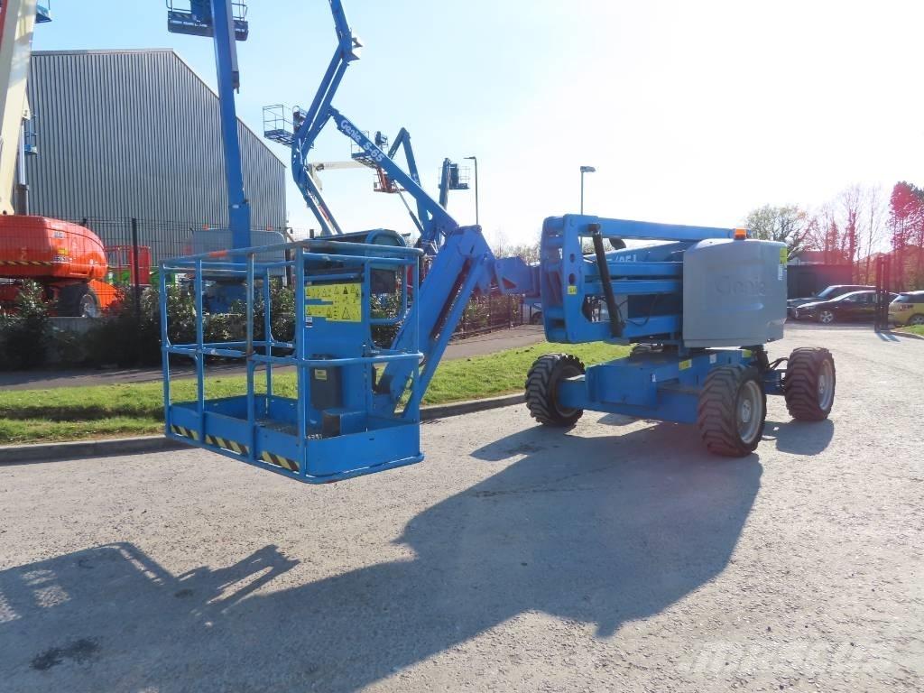 Genie Z 45/25 J ブームリフト　屈伸型