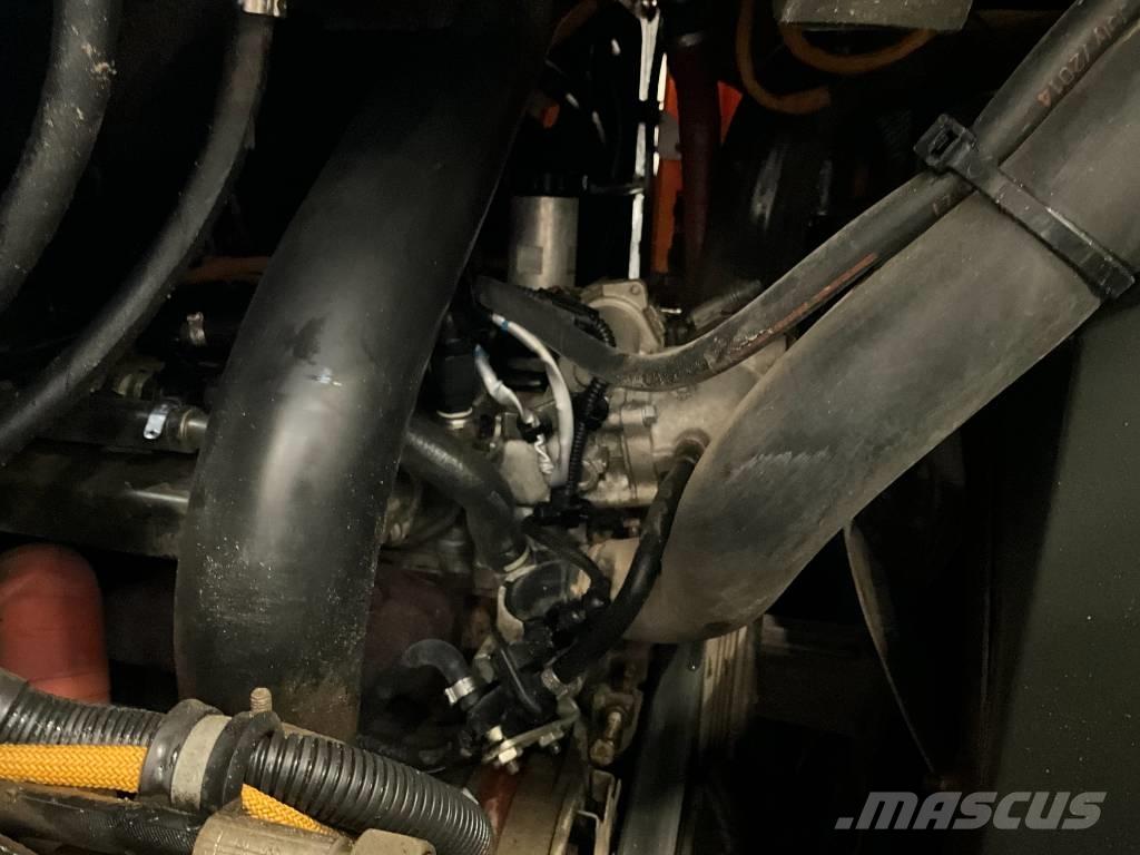 Neuson DW 90 サイト　ダンプ