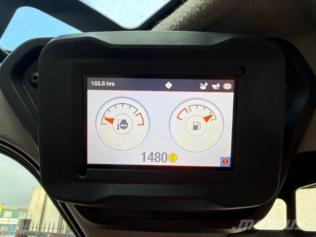 Bobcat T 76 スキッドステアローダー