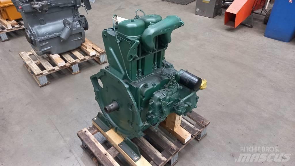 Deutz F2L912 エンジン