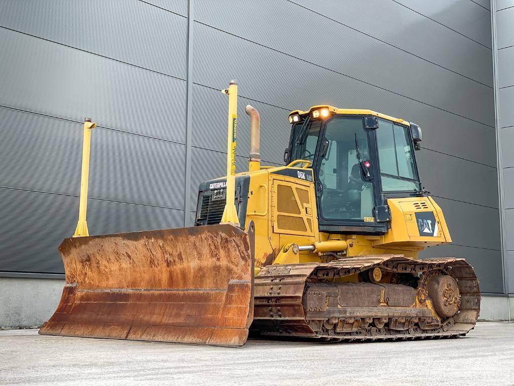 CAT D6K ブルドーザー
