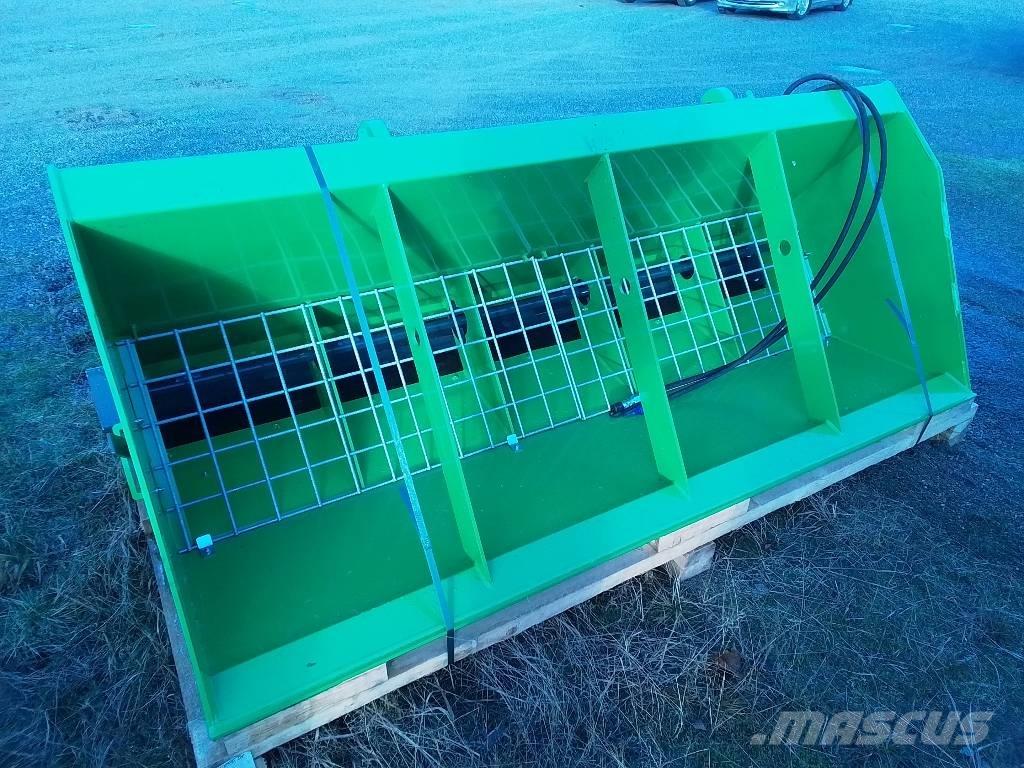 Sami SL-2300 砂と塩撒き専用車