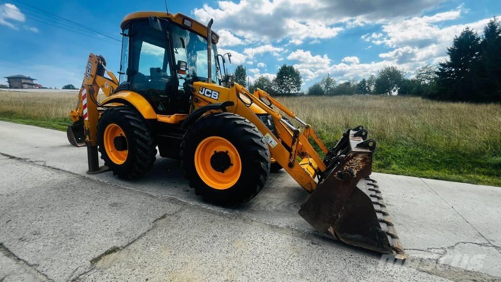 JCB 4CX バックホーローダー