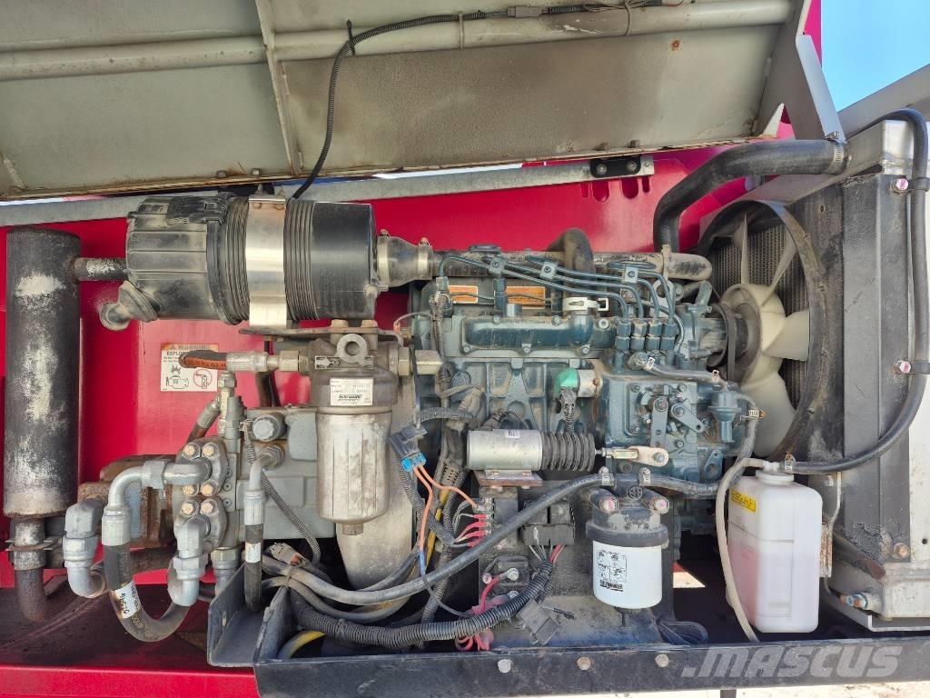 MEC 60-J ブームリフト　屈伸型