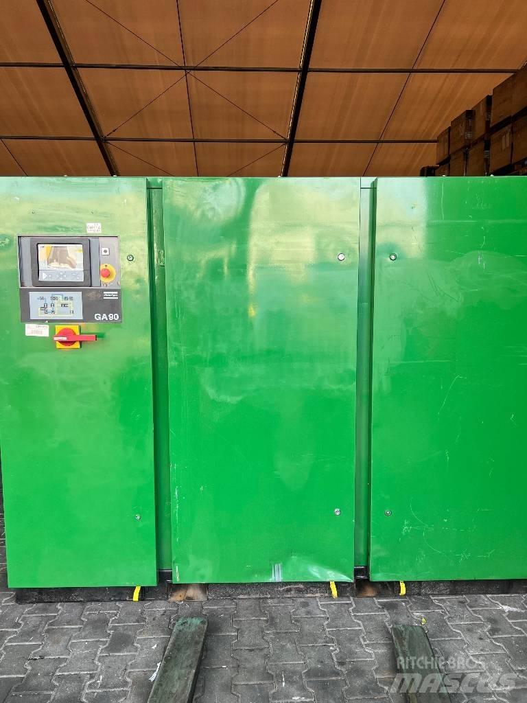 Atlas Copco GA 90 コンプレッサー