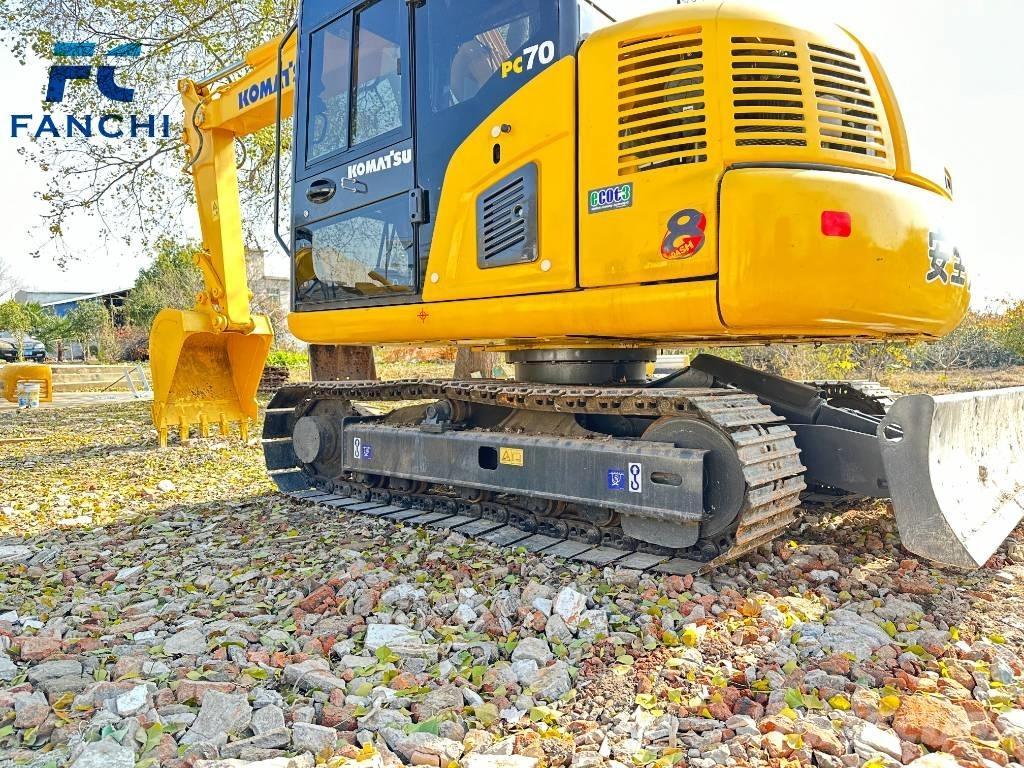 Komatsu PC 70 大型油圧ショベル12t以上（パワーショベル・ユンボ）