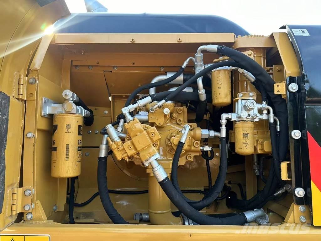 CAT 330D 大型油圧ショベル12t以上（パワーショベル・ユンボ）