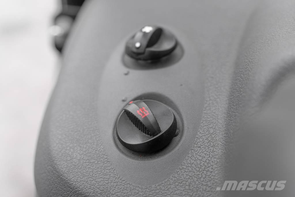 Manitou MT 625 テレスコーピックハンドラー