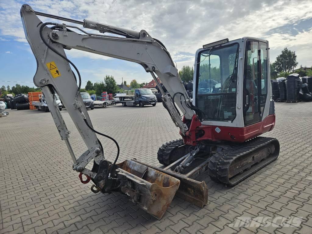 Takeuchi TB 235 ミニ油圧ショベル 7t以下（ミニユンボ・ミニディガー）