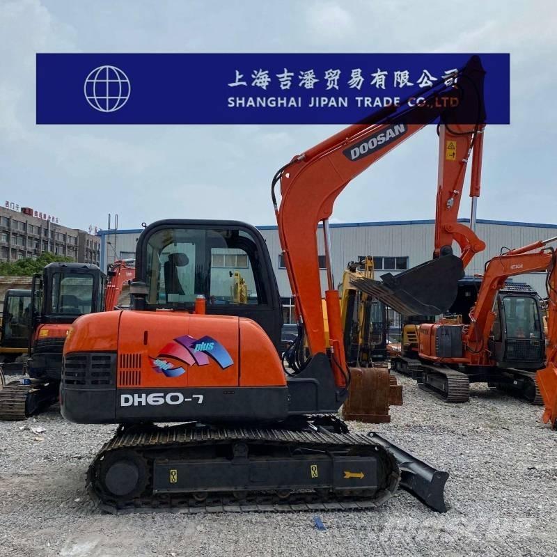 Doosan DH 60-7 ミニ油圧ショベル 7t以下（ミニユンボ・ミニディガー）