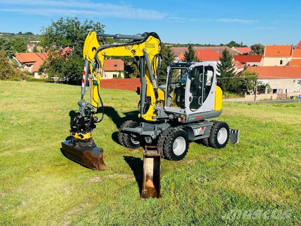 Wacker Neuson EW 100 ホイール式油圧ショベル（パワーショベル・ユンボ・バックホー）
