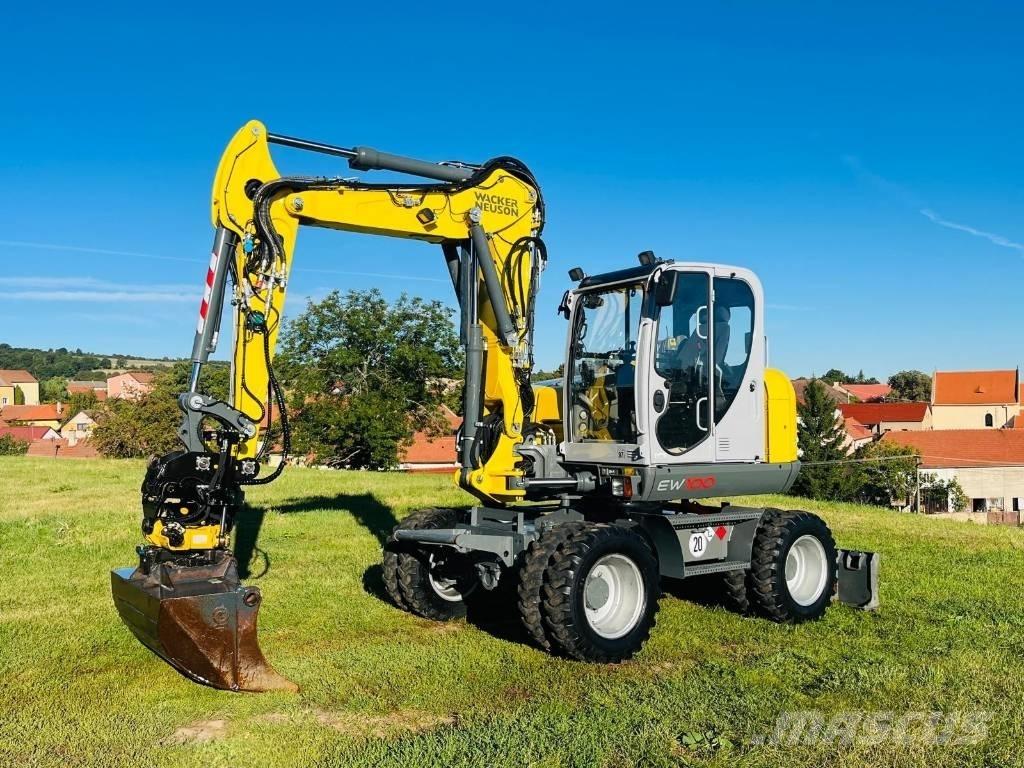 Wacker Neuson EW 100 ホイール式油圧ショベル（パワーショベル・ユンボ・バックホー）