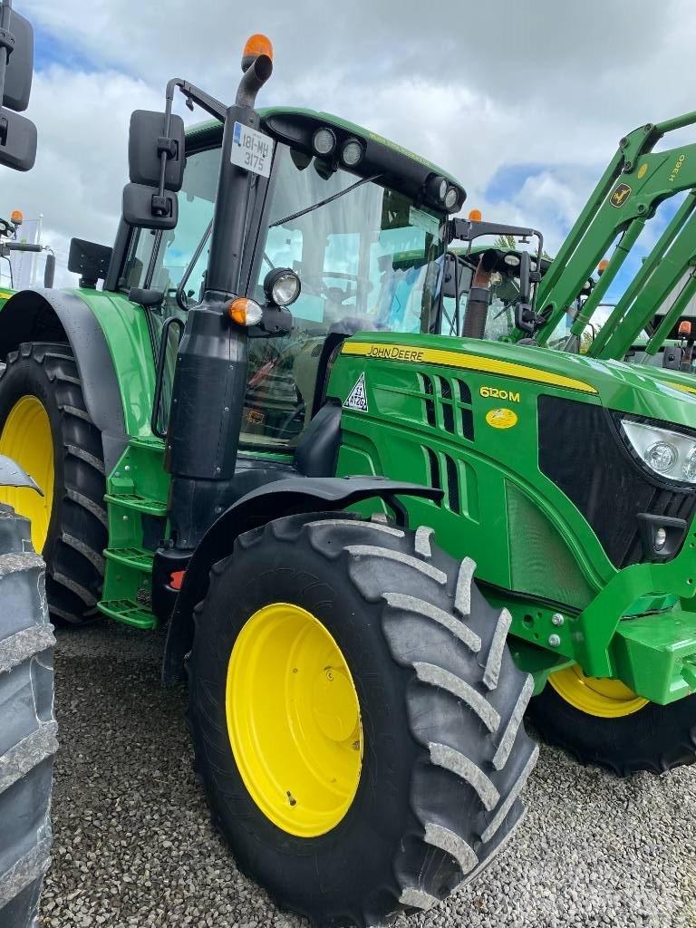 John Deere 6120 M トラクター