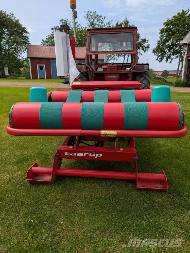 Kverneland 7120 ラッピングマシーン