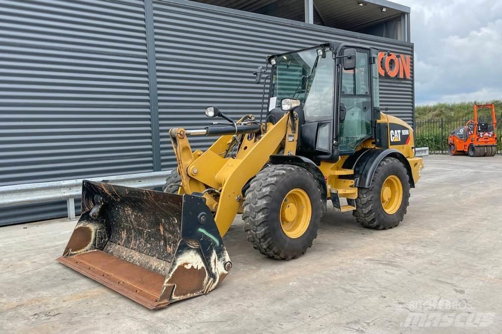 CAT 908M ホイールローダー・タイヤショベル
