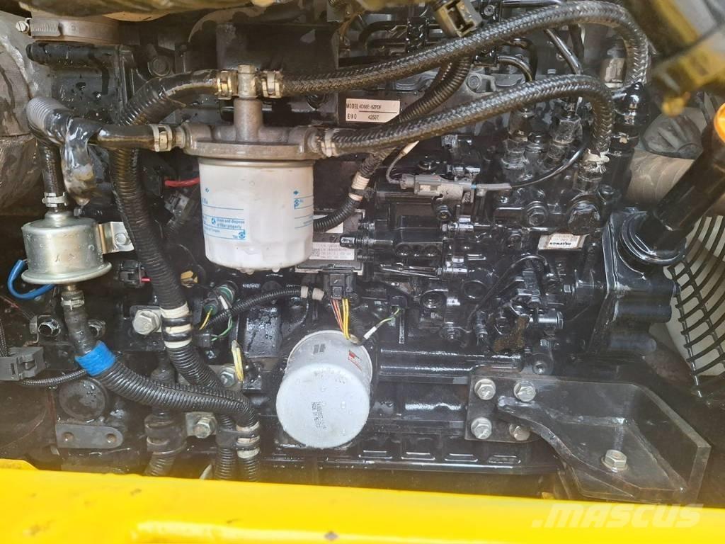 Komatsu PC 55 MR-5 ミニ油圧ショベル 7t以下（ミニユンボ・ミニディガー）