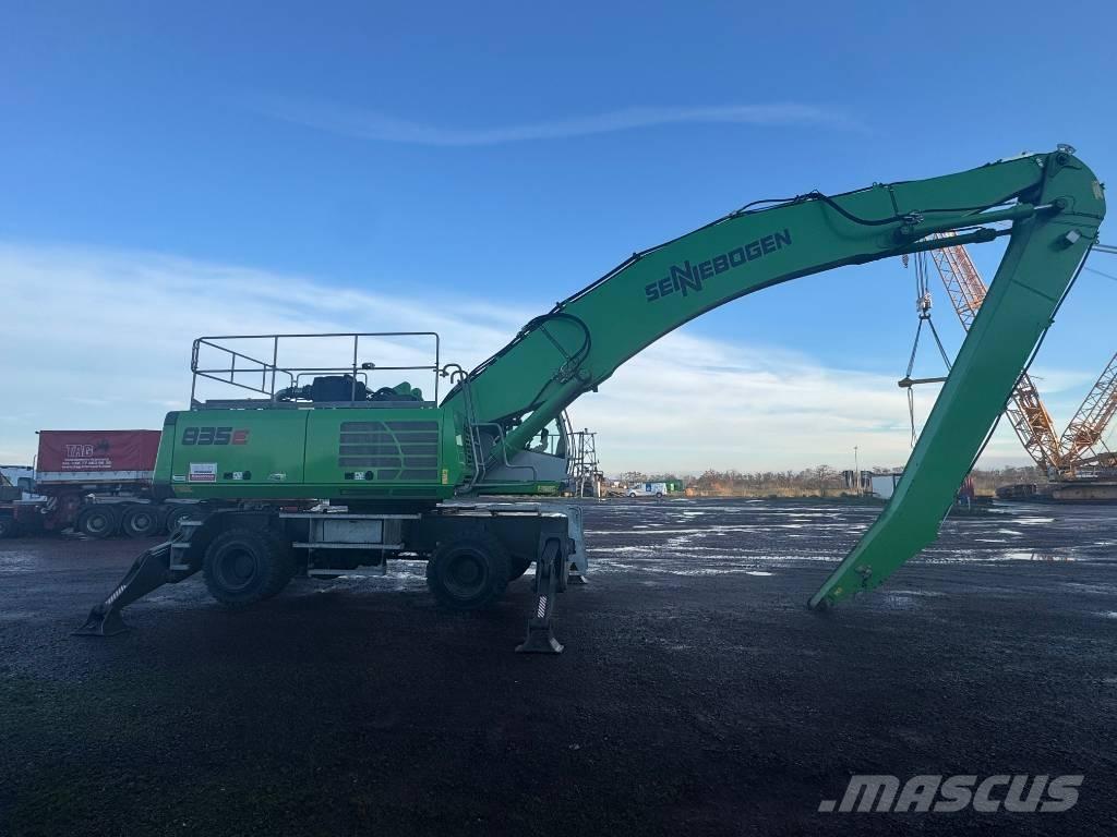 Sennebogen 835 M 廃棄物／工業産廃処理機