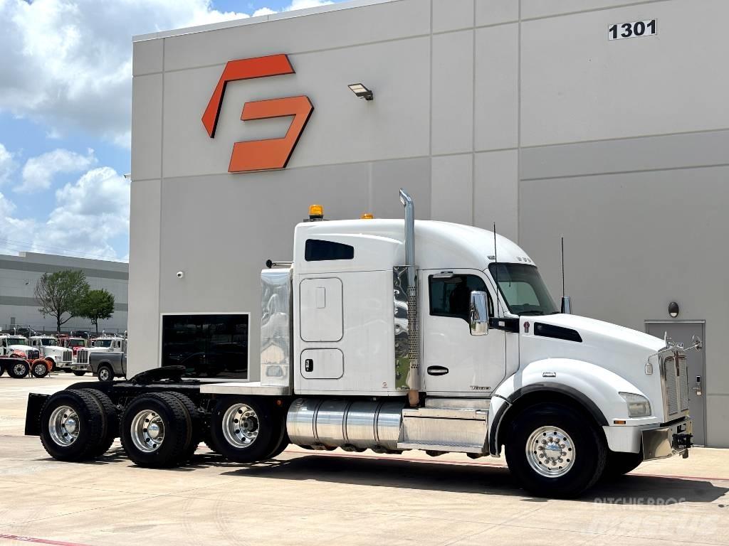 Kenworth T 880 中古トラクターヘッド | トレーラーヘッド