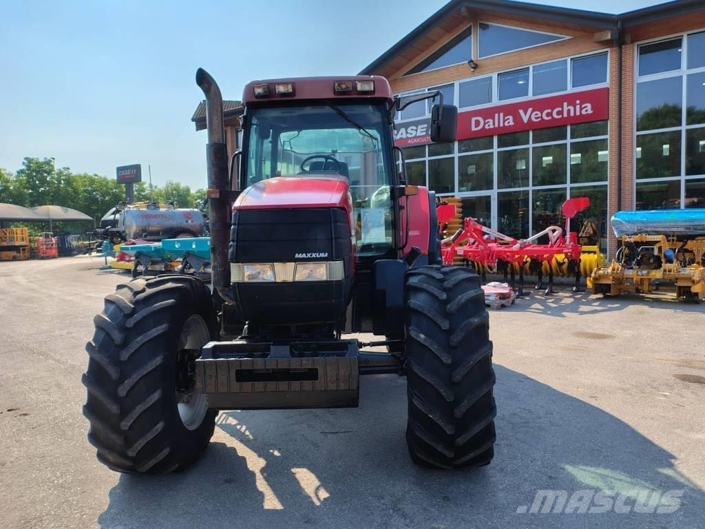 Case IH MX 135 トラクター