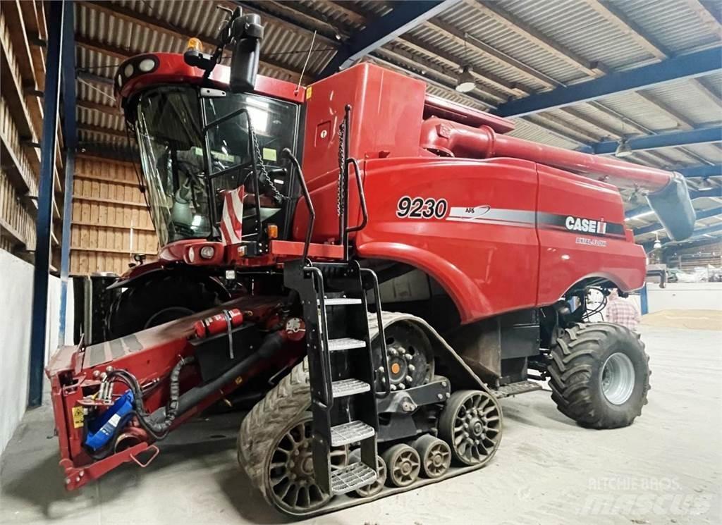 Case IH 9230 コンバイン