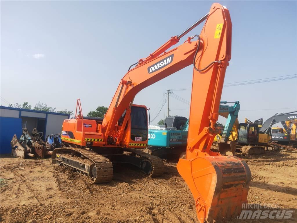 Doosan DH 220 LC-7 大型油圧ショベル12t以上（パワーショベル・ユンボ）