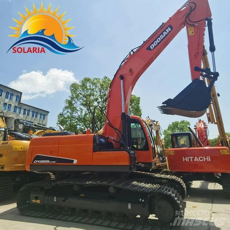 Doosan dx225lc-9c 大型油圧ショベル12t以上（パワーショベル・ユンボ）
