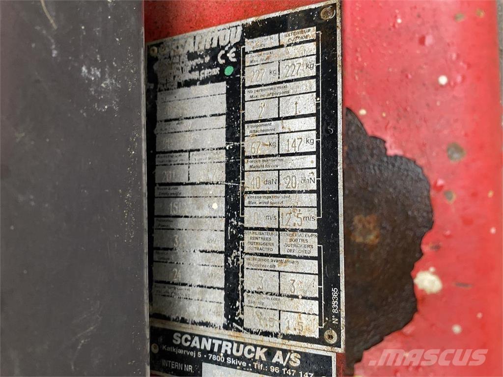 Manitou 78SEC シザースリフト