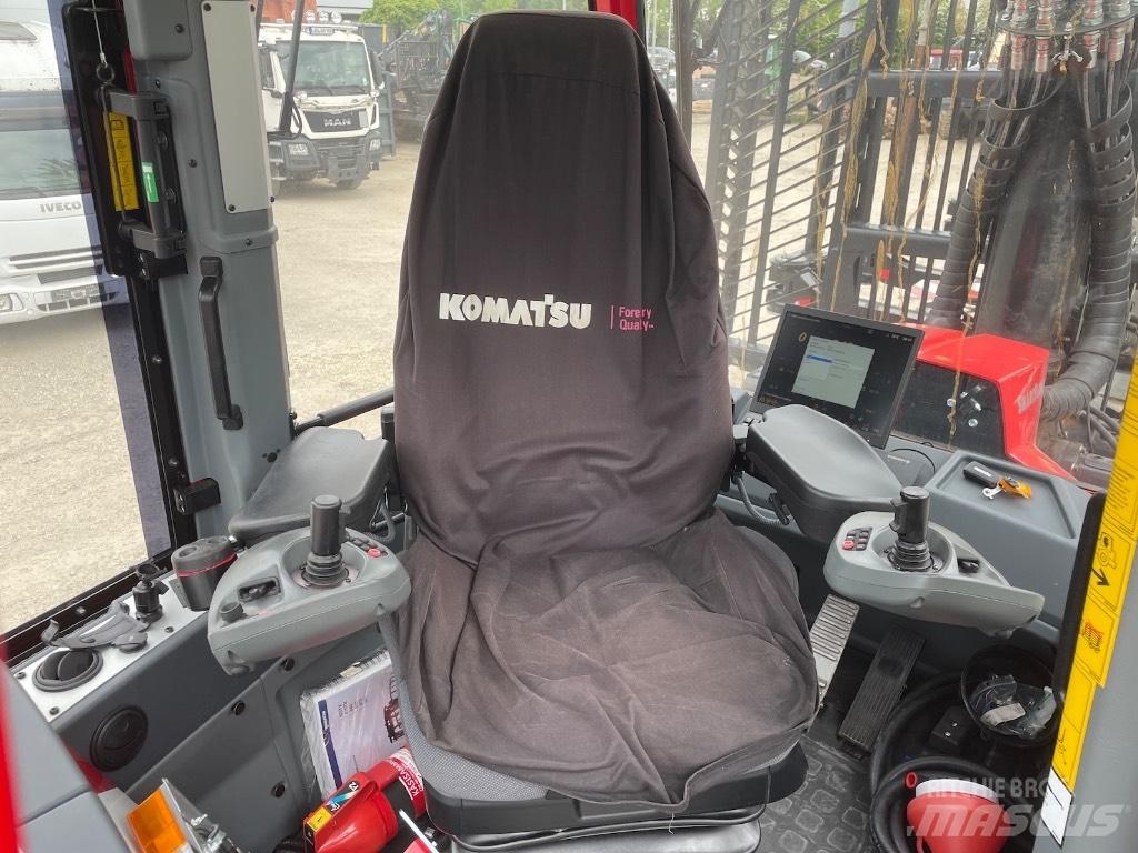 Komatsu 855 フォワーダー