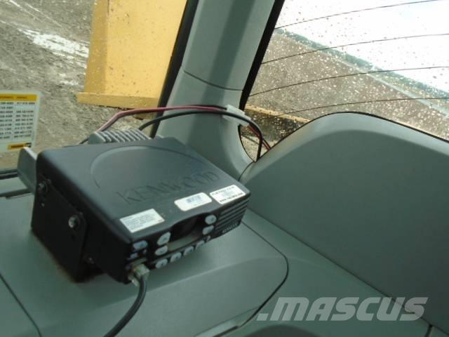 CAT 938M ホイールローダー・タイヤショベル