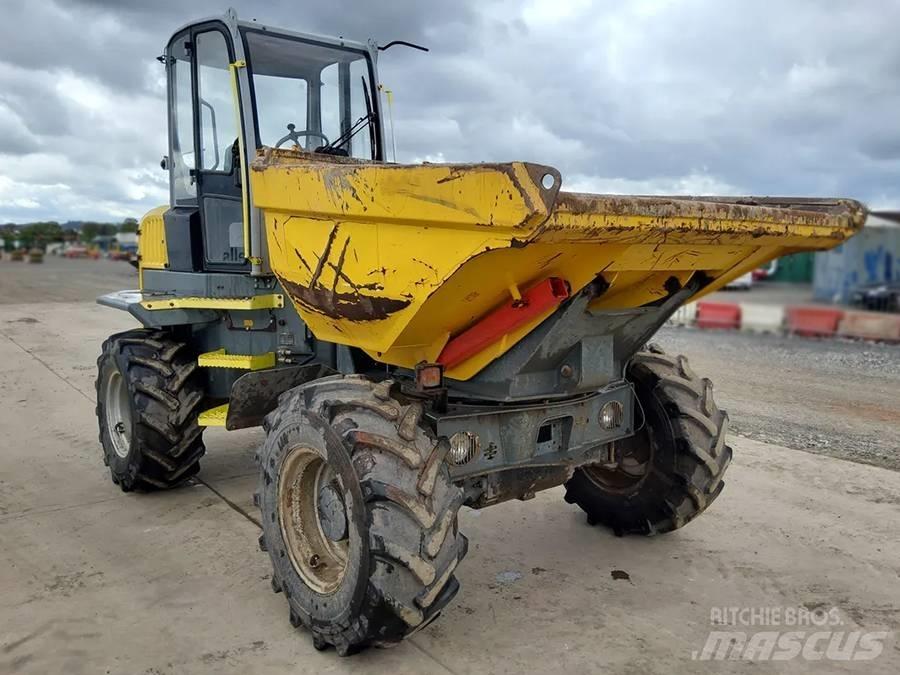 Wacker Neuson DW 60 サイト　ダンプ