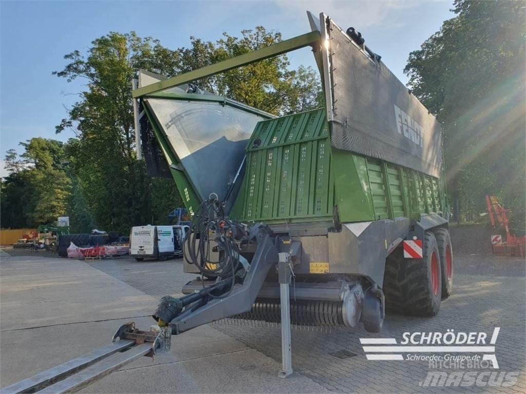 Fendt TIGO 75 XR セルフローディングトレーラー