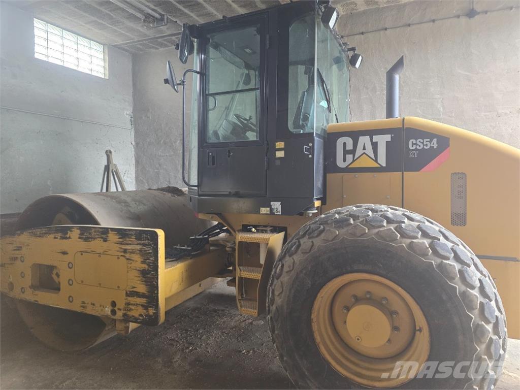 CAT Walze CS 54X 農業機械 -　その他