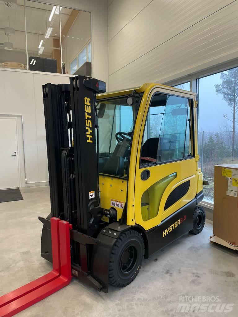 Hyster J 3.0 XN バッテリーフォークリフト