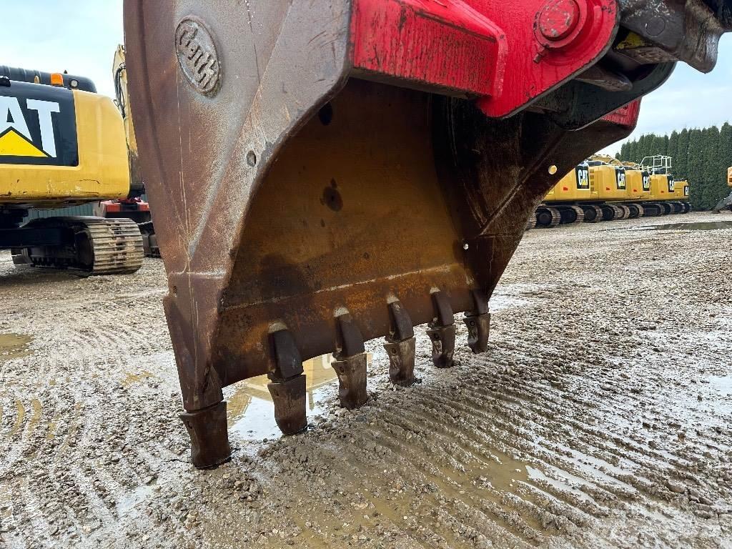 Volvo EC 220 EL 大型油圧ショベル12t以上（パワーショベル・ユンボ）