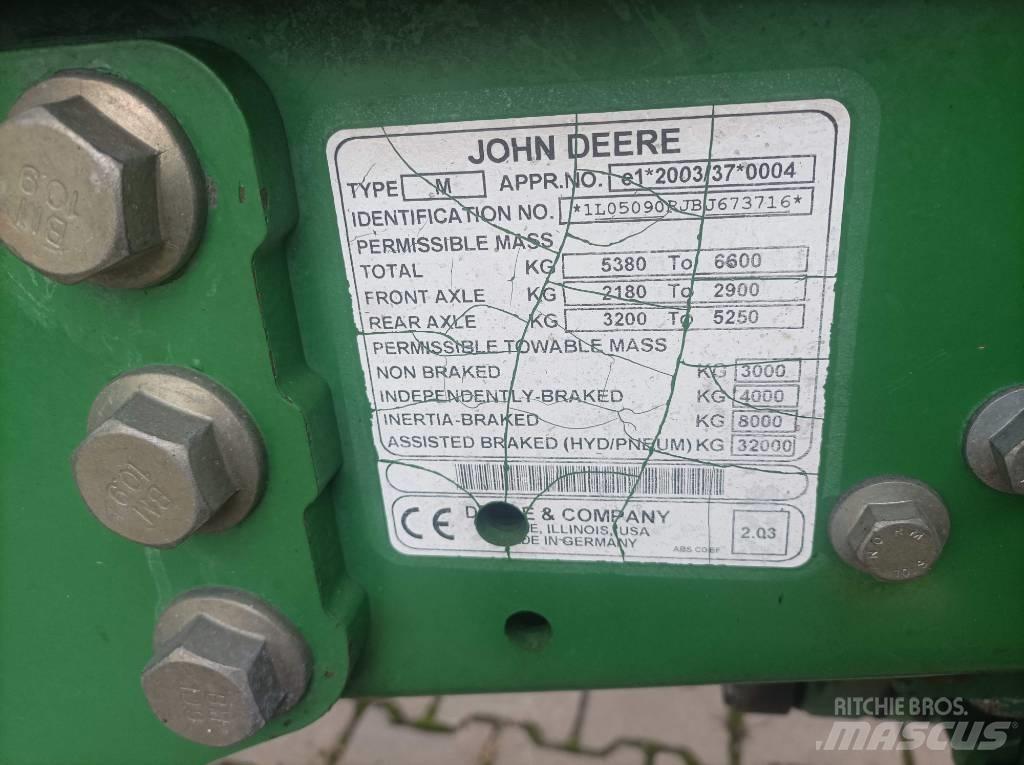 John Deere 5090 R トラクター
