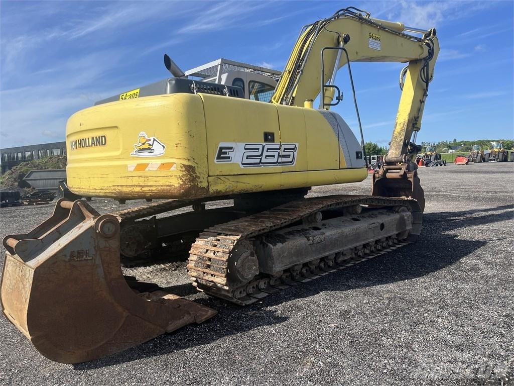 New Holland E 265 B 大型油圧ショベル12t以上（パワーショベル・ユンボ）