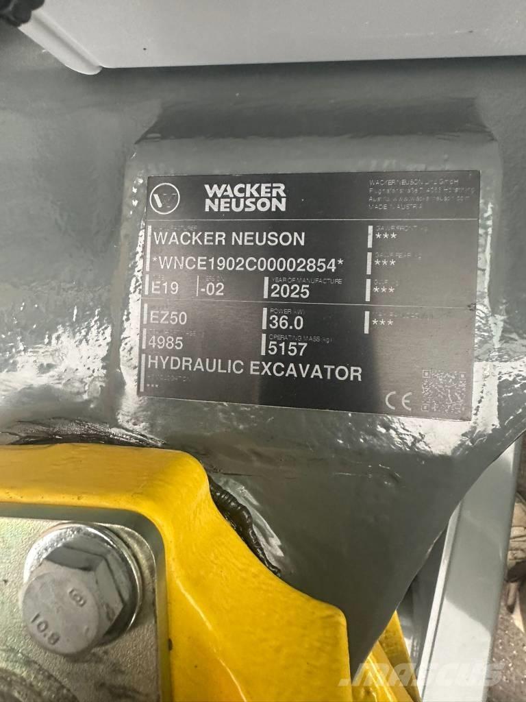 Wacker Neuson EZ 50 ミニ油圧ショベル 7t以下（ミニユンボ・ミニディガー）