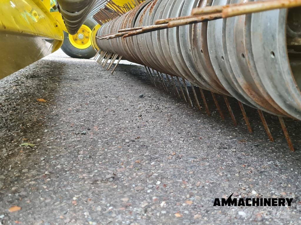 John Deere 9900 i フォレージハーベスター