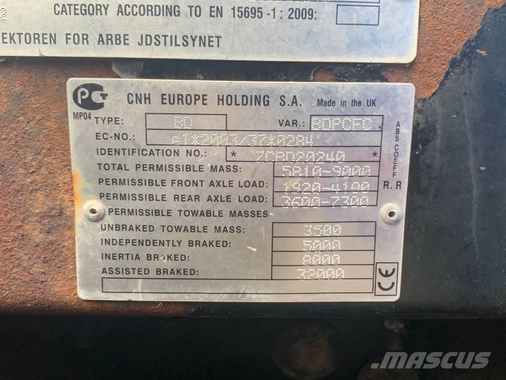 New Holland T 6.140 トラクター
